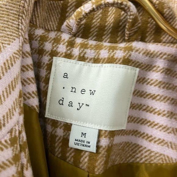 A New Day Target Pea Plaid Coat in Light Pink & Brown (M) - Picture 8 of 11